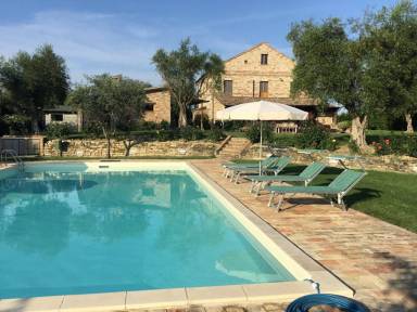 Villa Grazia con dependance - villa in collina con piscina