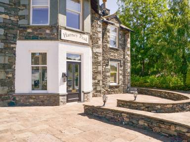 Cottage Above Derwent