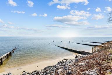 Cottage Reedville