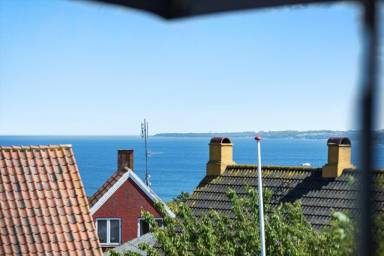 Ferielejlighed Gudhjem