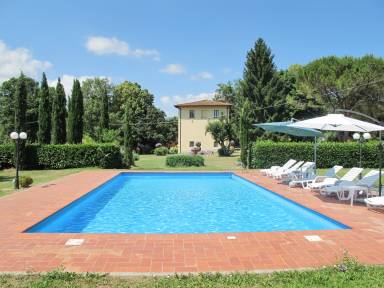 Apartment Pool Borgo Alla Collina