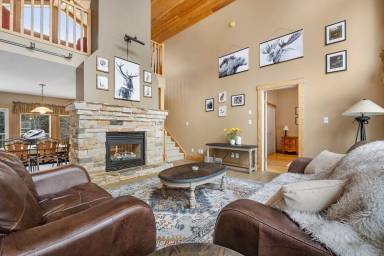 House Fairmont Hot Springs