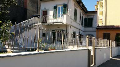 Huis Balkon / Patio Pisa