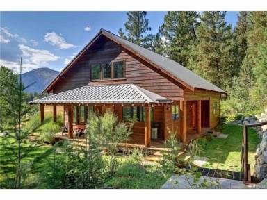 Cabin Mazama