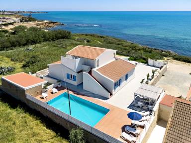Villa Punta Secca