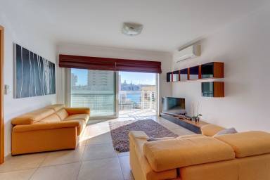 Apartment Balcony/Patio Valletta