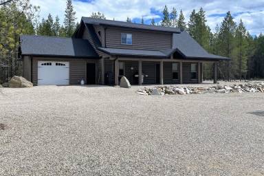 House Valemount