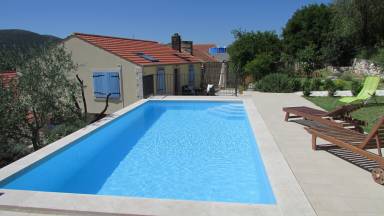 House Pool Pijavičino