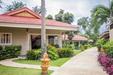 Resort Lipa Noi