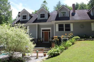 House New Marlborough