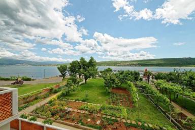 Ferienwohnung Terrasse/Balkon Njivice