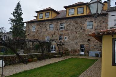 House Leomil
