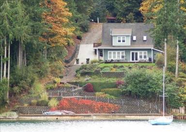 House Lakebay
