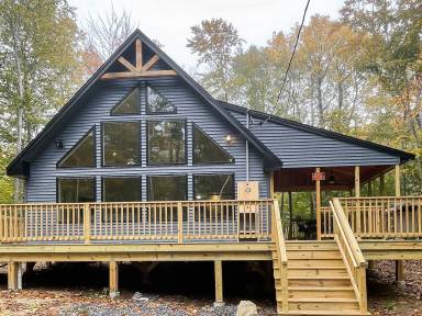 House Frye Island