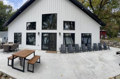 Cabin New London Township
