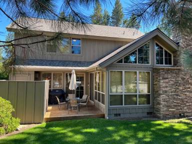 House Sunriver