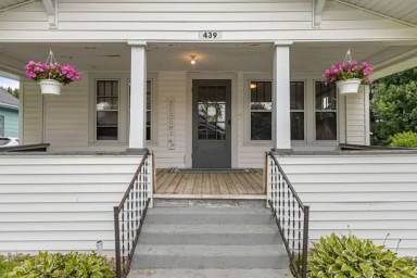 House Shawano