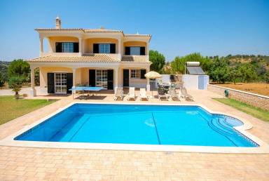 Villa Guia