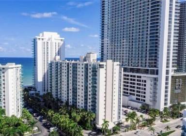 Condo Aventura
