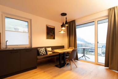 Cottage Zams