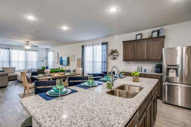House Pet-friendly North Richland Hills