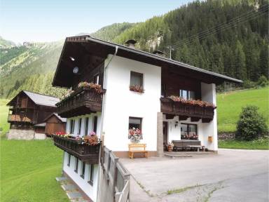 Entspannter Urlaub in malerischer Bergwelt: Ferienwohnungen im Defereggental - HomeToGo