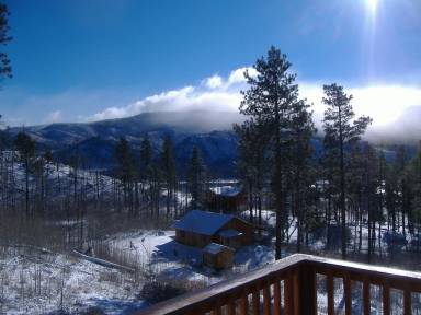 House Vallecito Lake