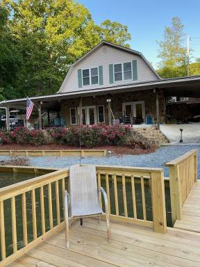 House Pet-friendly Uwharrie