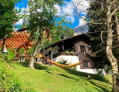 Ferienwohnungen und Ferienhäuser Glarus Süd