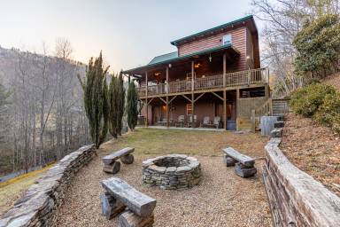 Cabin Fireplace Valle Crucis