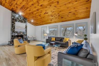 Villa Balcony/Patio Washingtonville