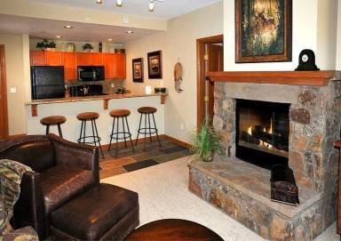 Condo Avon