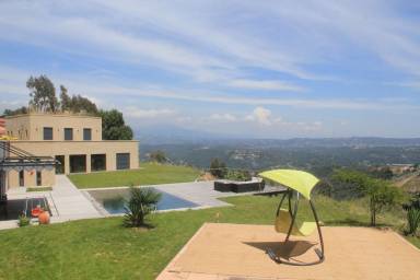 Villa Yard Tanneron