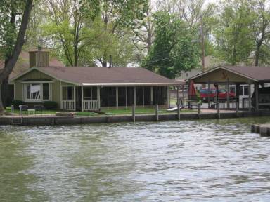 House Indian Lake