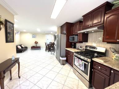 House Garden Grove
