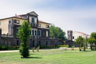 Casa Baone