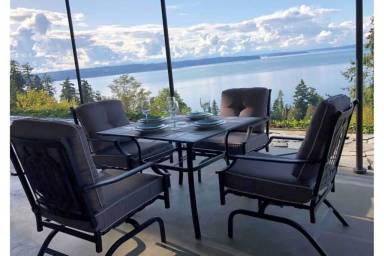 Apartment Balcony Burien