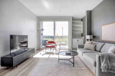 Apartment Balcony Sawtelle