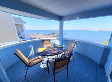 House Air conditioning Ship Bottom