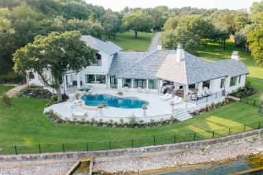 House Eagle Mountain Lake