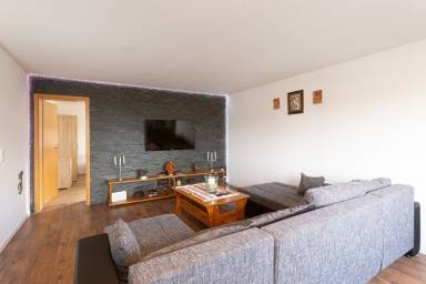 Apartment Pool Wasserfall