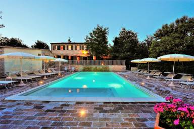 Montemaggiore al Metauro in casa vacanze: lo splendore delle Marche - HomeToGo