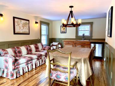 Farmhouse Pet-friendly Campton Lower Village
