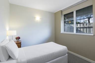 Motel Balcony/Patio Croydon North