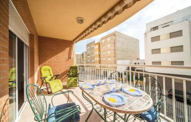 Apartamentos y casas rurales en Torreblanca - HomeToGo