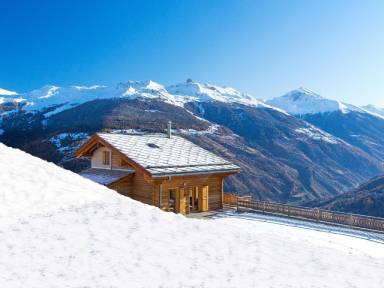 Le charme des Alpes suisses en location de vacances à Thyon - HomeToGo