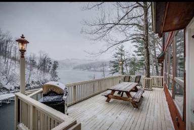 House Balcony/Patio Butler