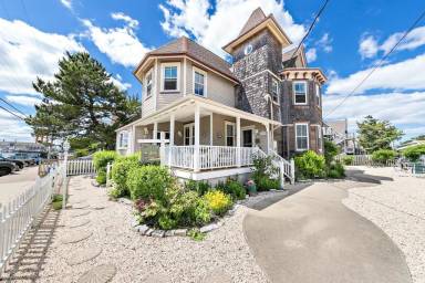 House Beach Haven
