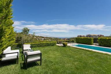 House Nea Makri