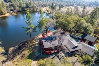 House Bass Lake